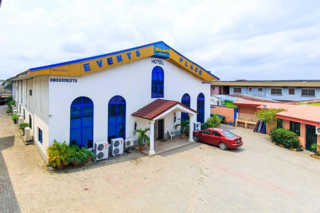 Ben Auto Hotel Лагос Екстериор снимка